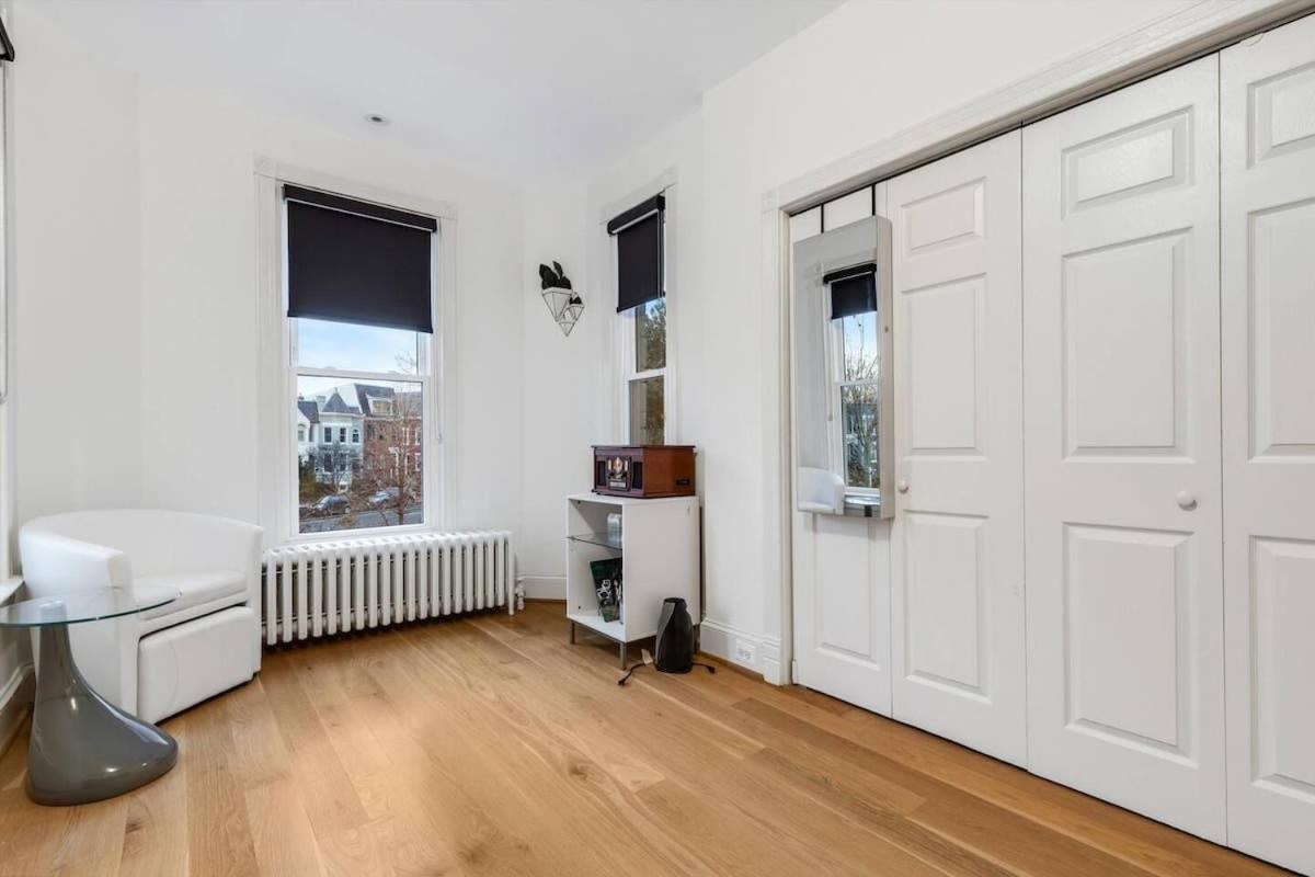 H St Dc Haven 4-br Ferienhaus *